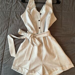 Always sunny romper- Size small